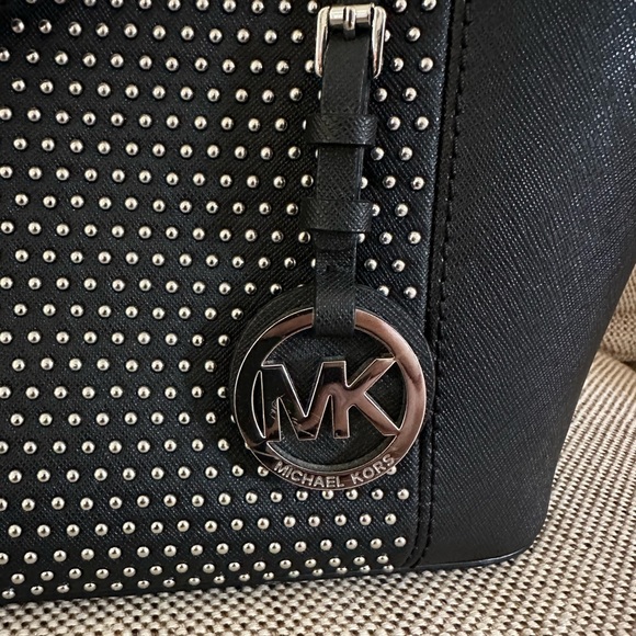 EUC Michael Kors Jet Set Medium Studded Tote Black Silver Barely Worn! - Picture 2 of 6